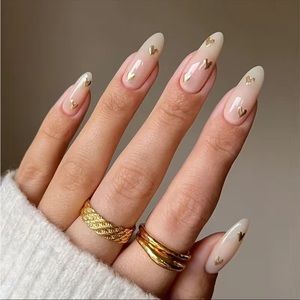 Falling Hearts - Nail Junkie - full artificial nail set